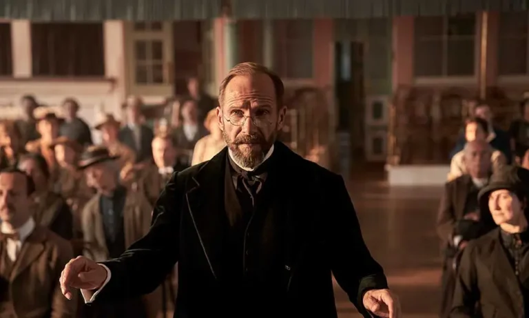 The Choral’ Review: Ralph Fiennes Conducts a Sweet-Sounding but Gently Rebellious Anti-War Oratorio